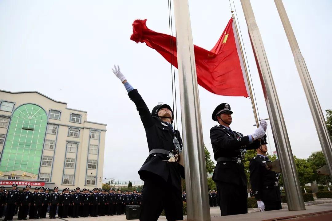 商善良医生,你真的很善良!担心患者安危 这位年轻医生撸起袖子献热血